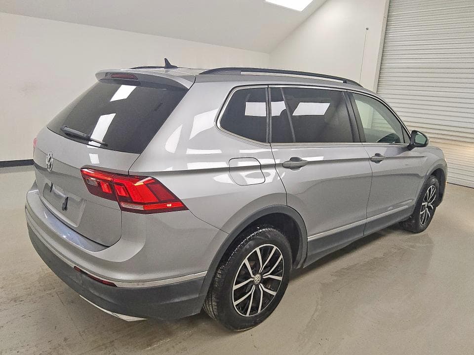 2021 VOLKSWAGEN TIGUAN SE/SE R-LINE BLACK/SEL 3