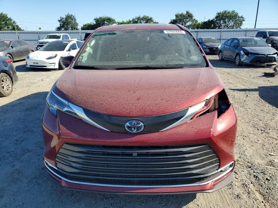 2024 TOYOTA SIENNA PLATINUM 7-PASSENGER 5
