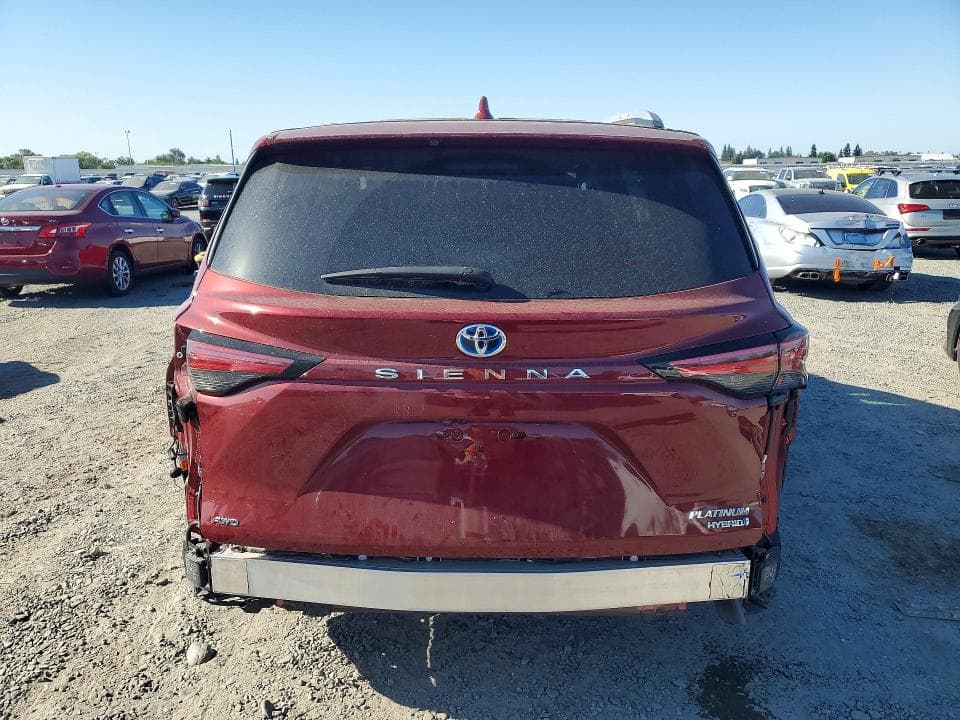 2024 TOYOTA SIENNA PLATINUM 7-PASSENGER 6
