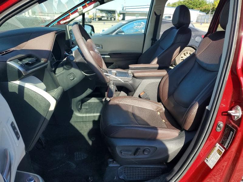 2024 TOYOTA SIENNA PLATINUM 7-PASSENGER 7