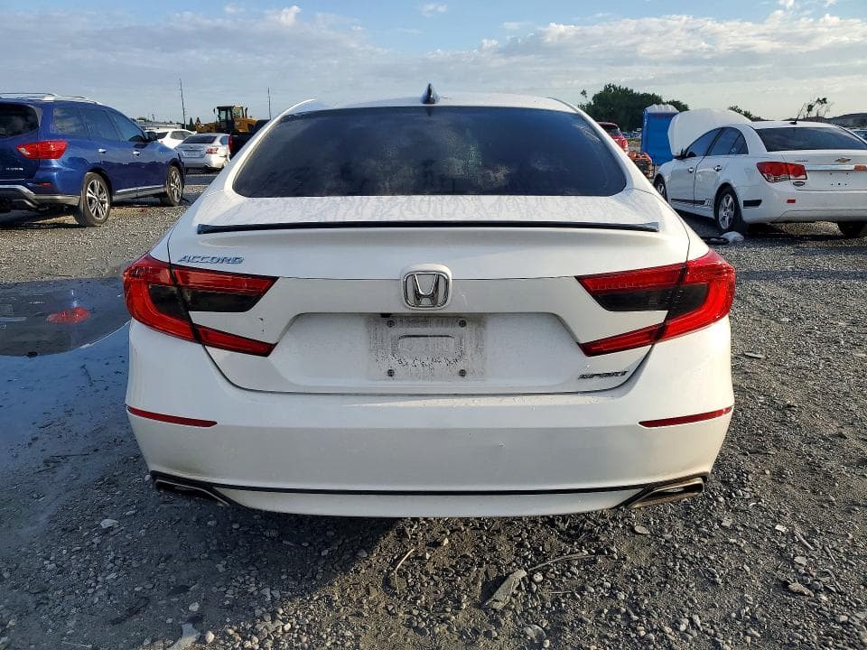 2021 HONDA ACCORD SPORT 6