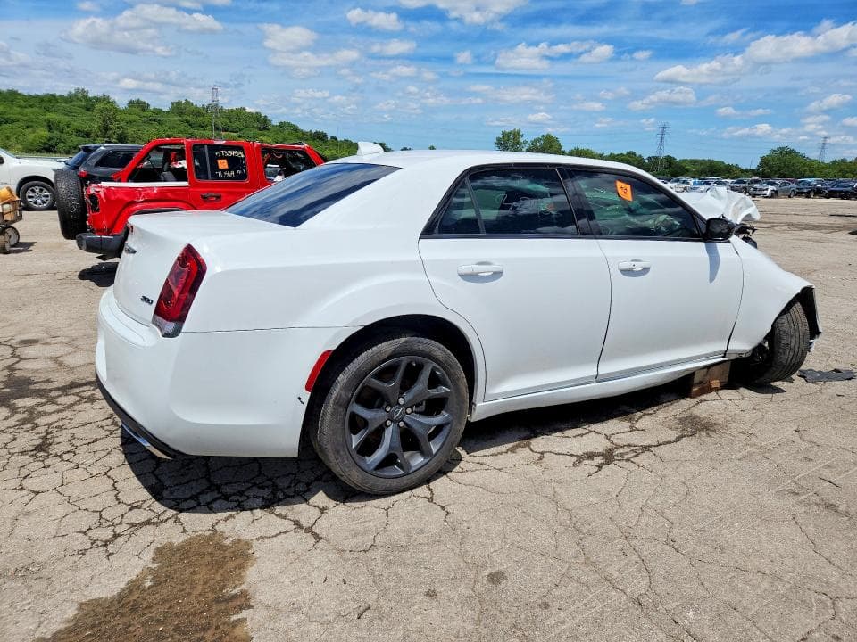 2022 CHRYSLER 300 TOURING TOURING 3