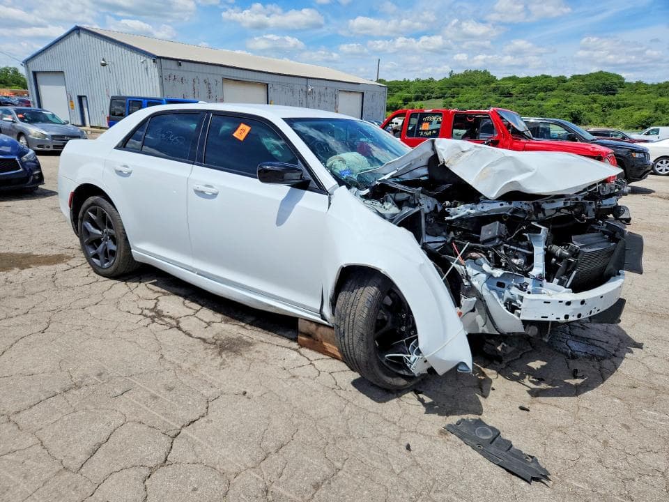 2022 CHRYSLER 300 TOURING TOURING 4