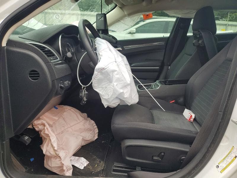 2022 CHRYSLER 300 TOURING TOURING 7
