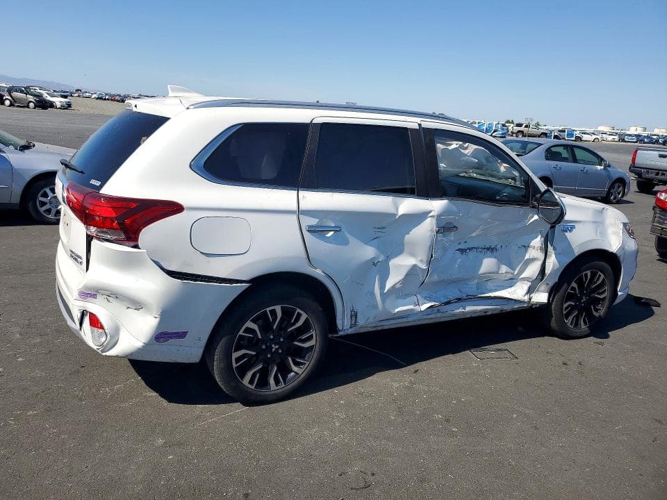 2018 MITSUBISHI OUTLANDER SE 3
