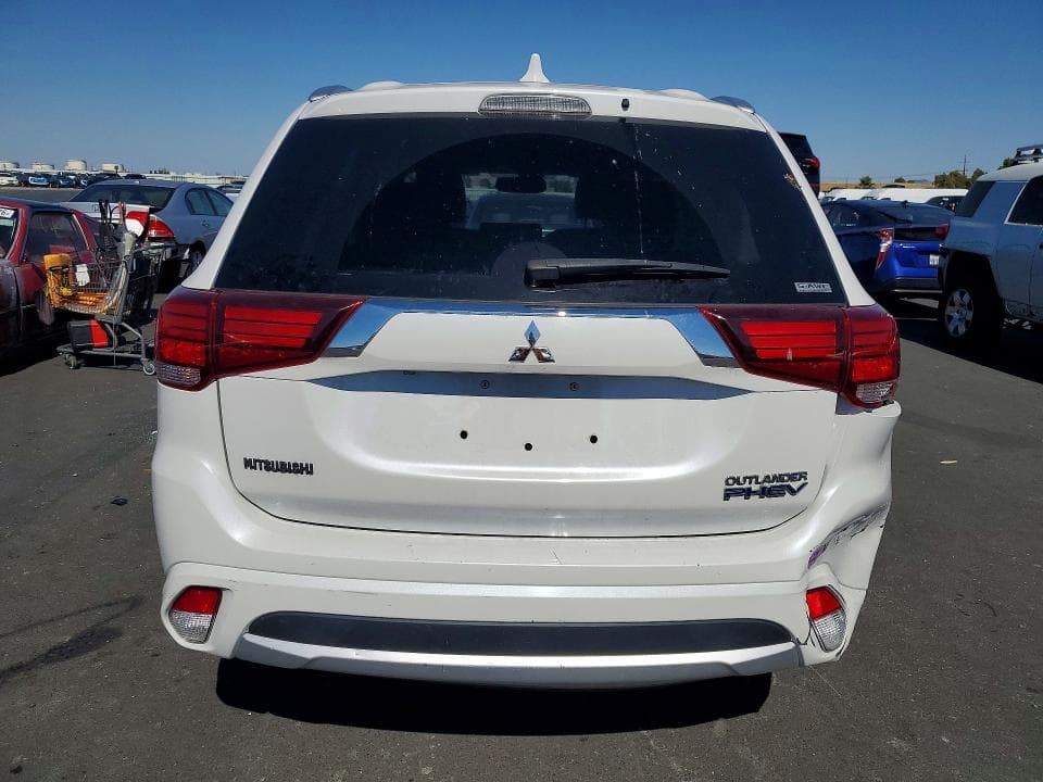 2018 MITSUBISHI OUTLANDER SE 6