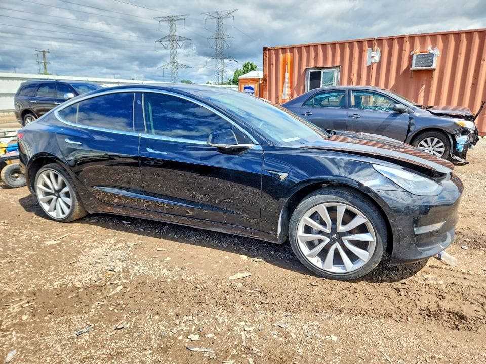 2019 TESLA MODEL 3 4