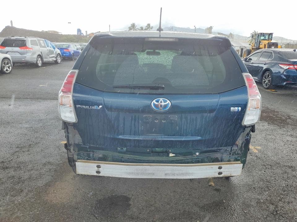 2017 TOYOTA PRIUS V TWO TWO 6