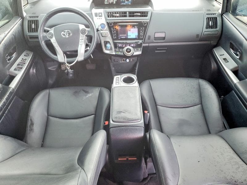 2017 TOYOTA PRIUS V TWO TWO 8