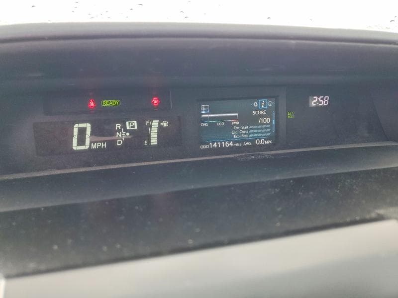 2017 TOYOTA PRIUS V TWO TWO 9