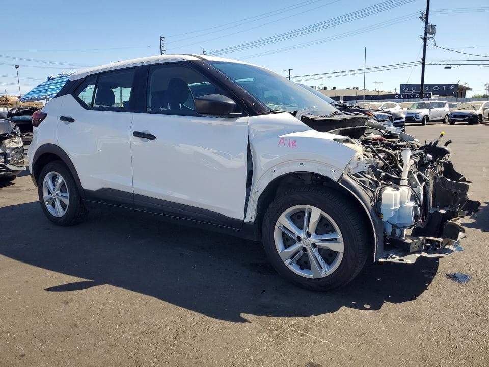 2024 NISSAN KICKS S 4