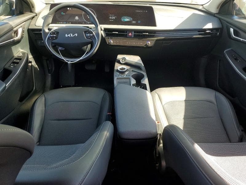2024 KIA EV6 LIGHT 8