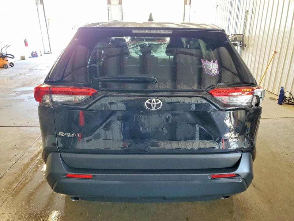 2024 TOYOTA RAV4 LE 6