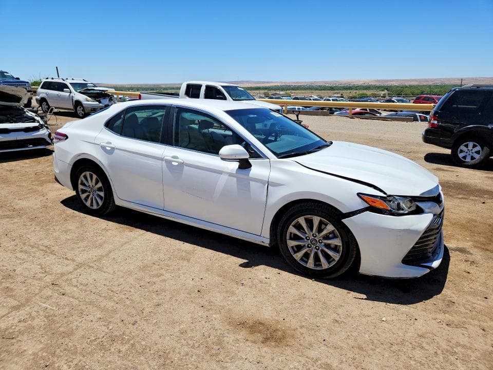 2018 TOYOTA CAMRY LE LE 4