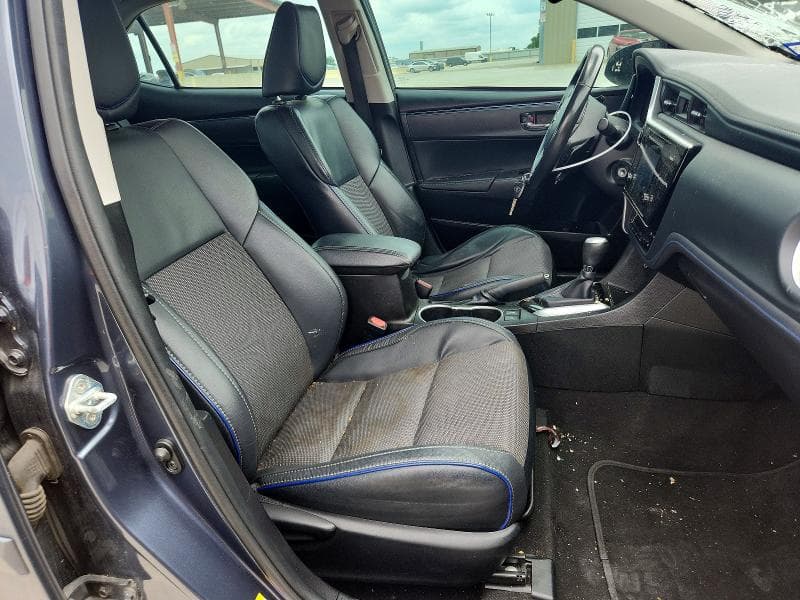 2017 TOYOTA COROLLA SE 7