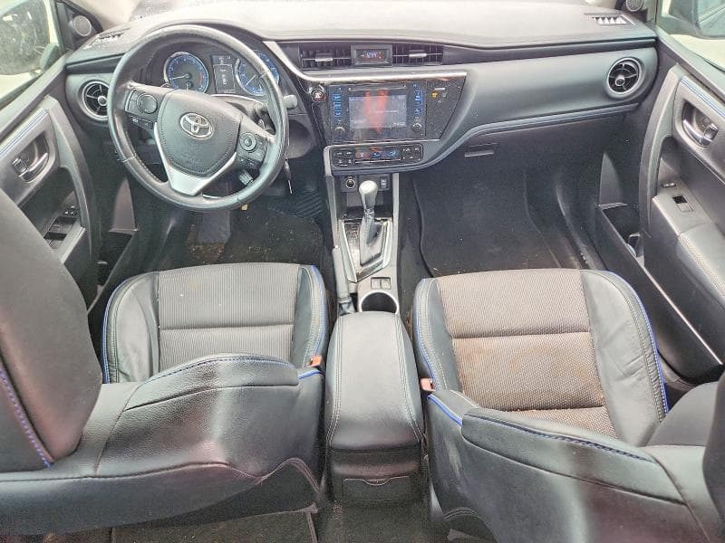 2017 TOYOTA COROLLA SE 8