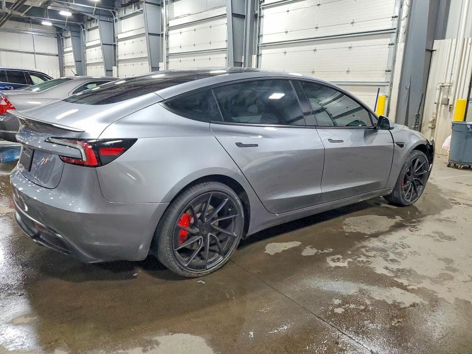 2025 TESLA MODEL 3 3