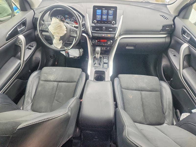 2022 MITSUBISHI ECLIPSE CROSS SE 8