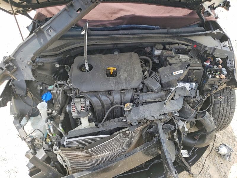 2019 HYUNDAI ELANTRA SE 11