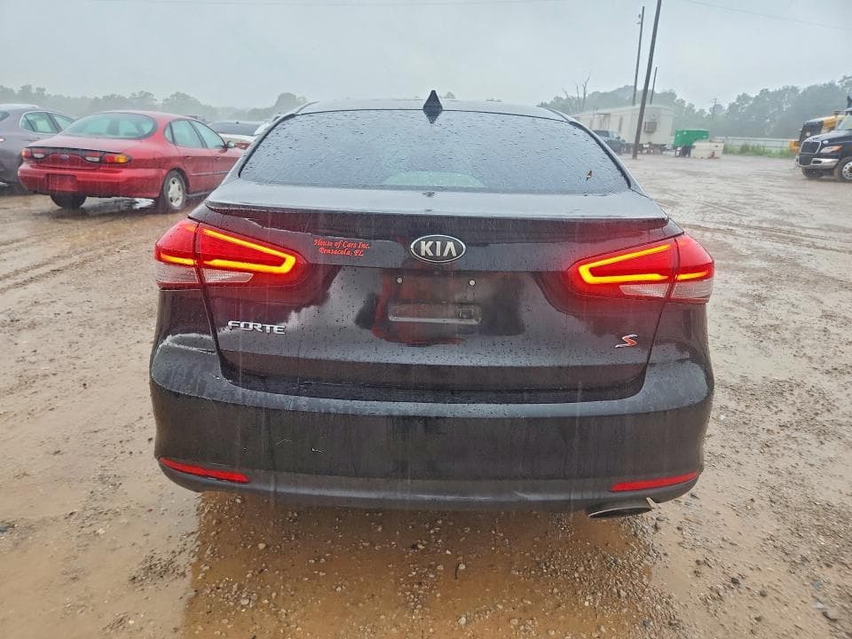 2017 KIA FORTE S S 6