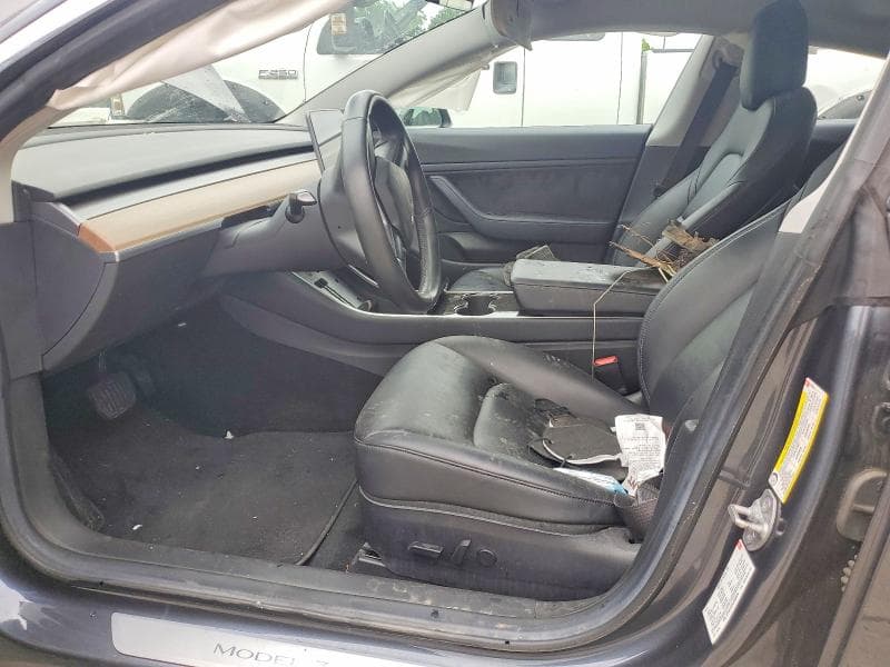 2018 TESLA MODEL 3 7