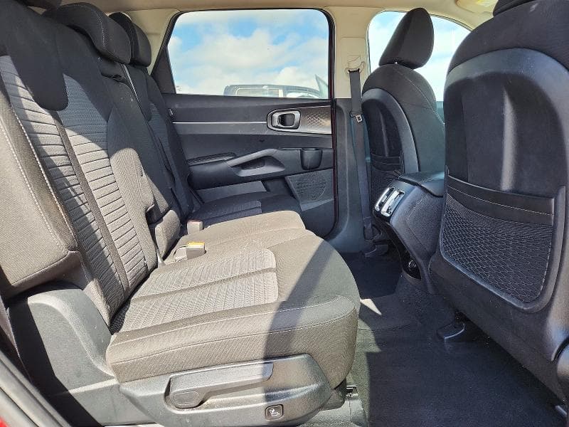 2024 KIA SORENTO LX LX 11