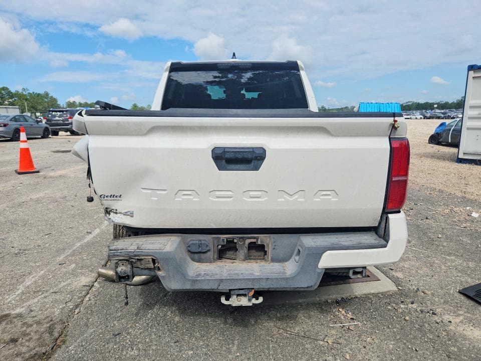 2025 TOYOTA TACOMA 6