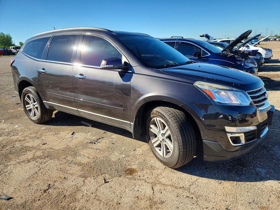 2017 CHEVROLET TRAVERSE LT 4