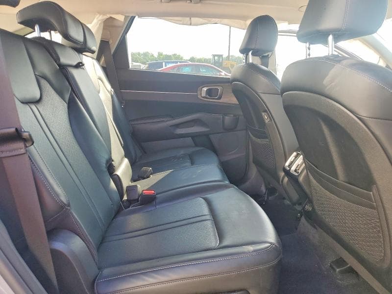 2023 KIA SORENTO S S 11