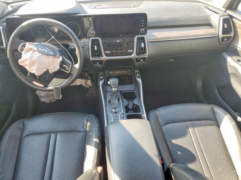 2023 KIA SORENTO S S 8