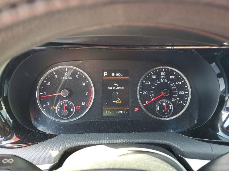 2022 KIA K5 LXS 9