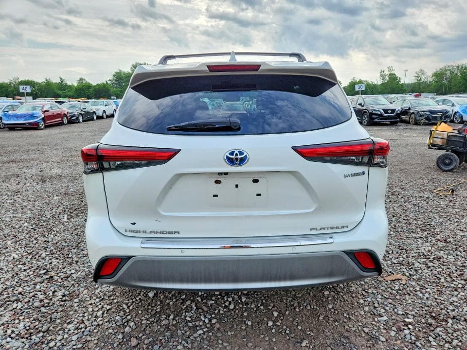 2020 TOYOTA HIGHLANDER HYBRID PLATINUM 6