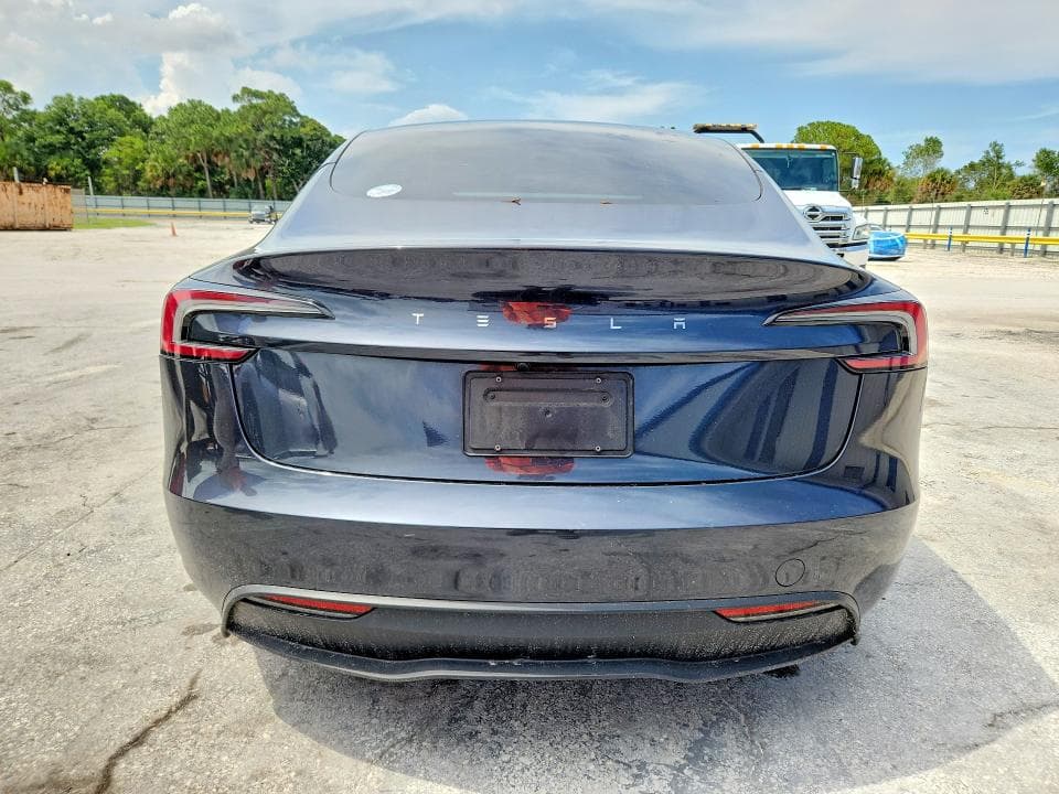 2025 TESLA MODEL 3 6