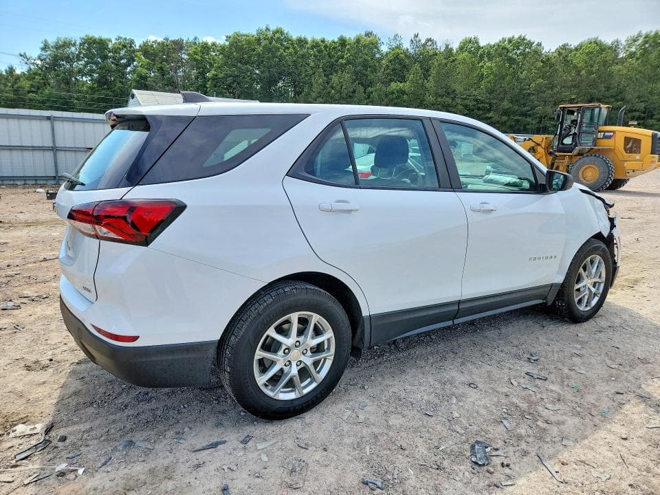2022 CHEVROLET EQUINOX LS 3