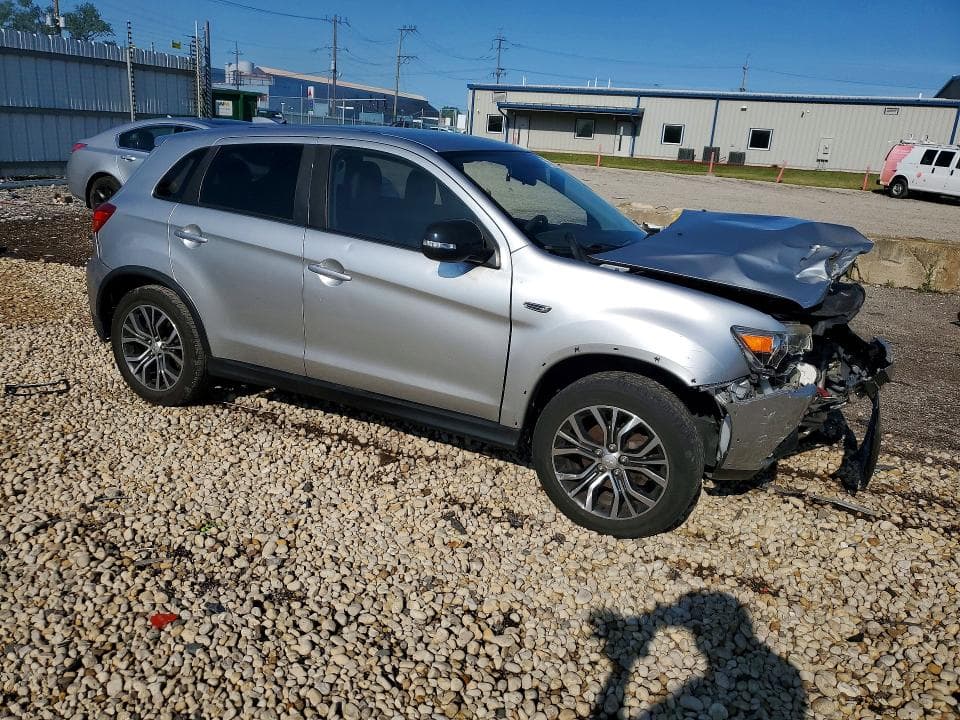 2019 MITSUBISHI OUTLANDER SPORT ES 4