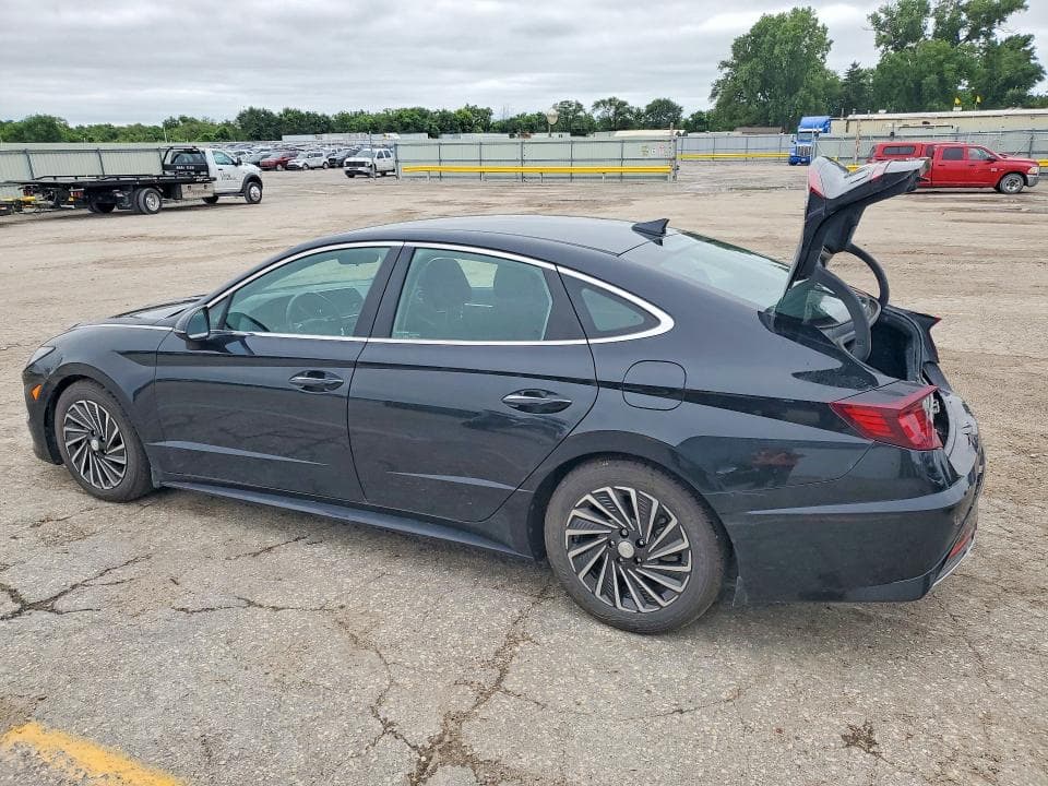 2022 HYUNDAI SONATA HYBRID SEL 2