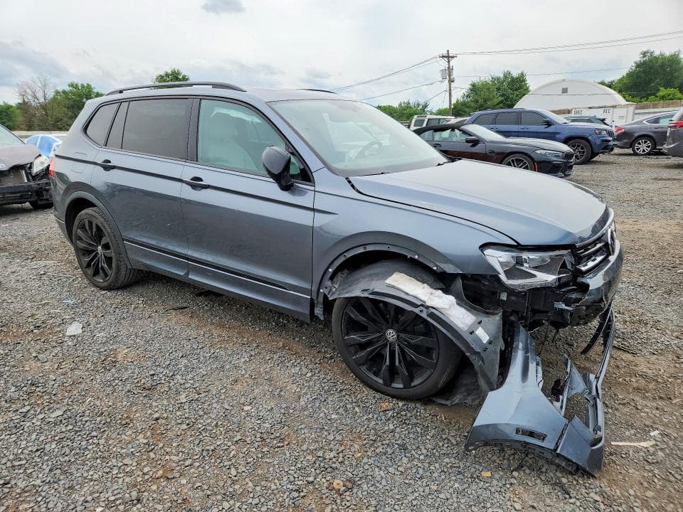 2021 VOLKSWAGEN TIGUAN SE SE 4