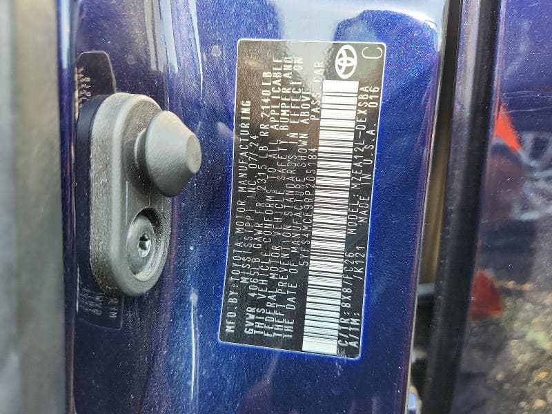 2024 TOYOTA COROLLA SE SE 12