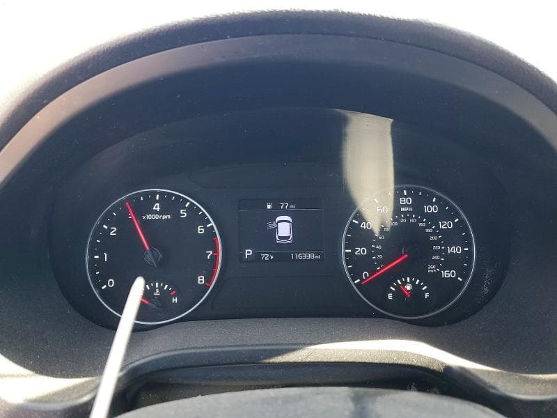 2023 KIA SELTOS LX 9