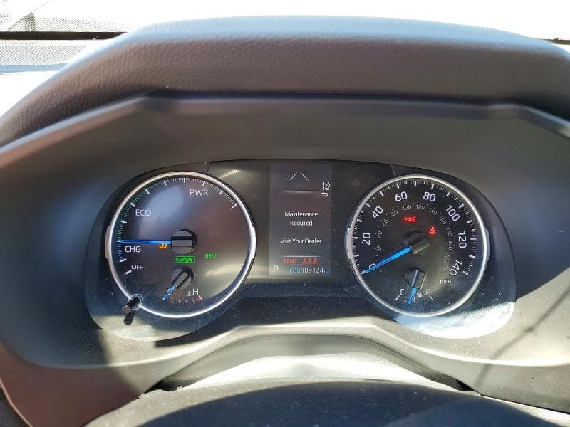 2022 TOYOTA RAV4 XLE 9