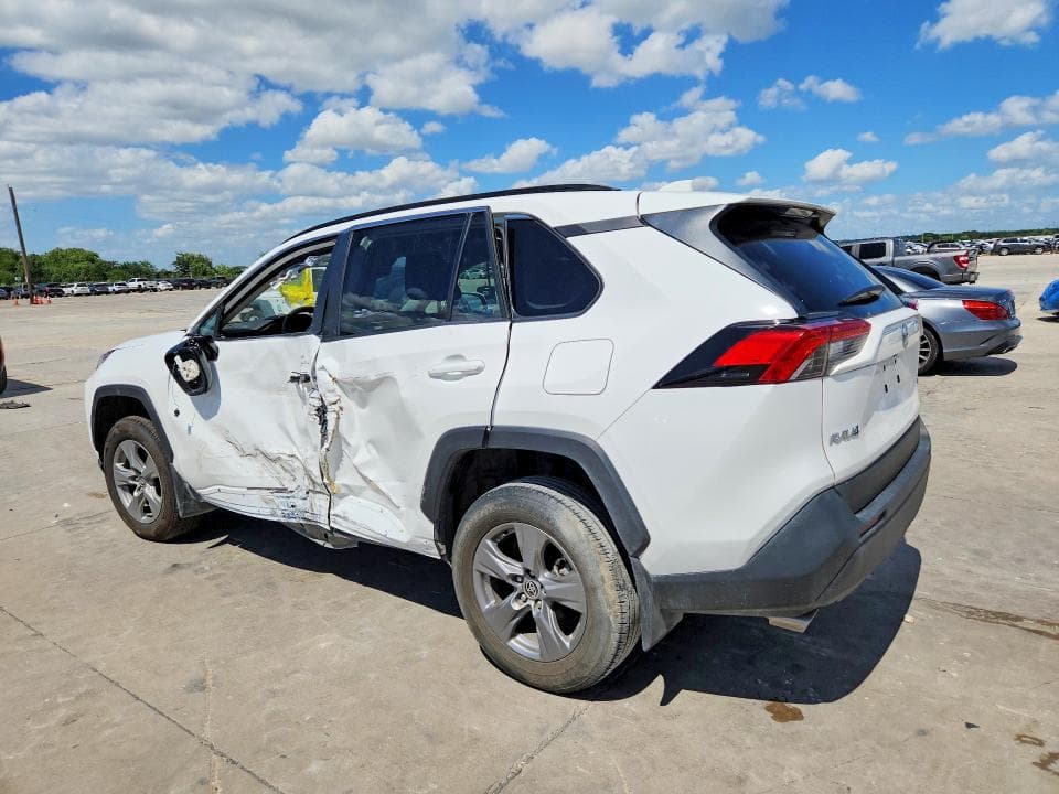2024 TOYOTA RAV4 XLE XLE 2