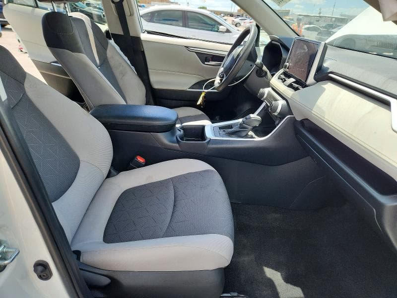 2024 TOYOTA RAV4 XLE XLE 7