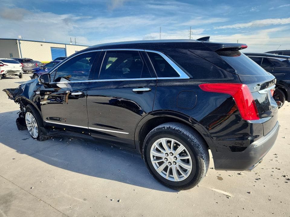 2019 CADILLAC XT5 2