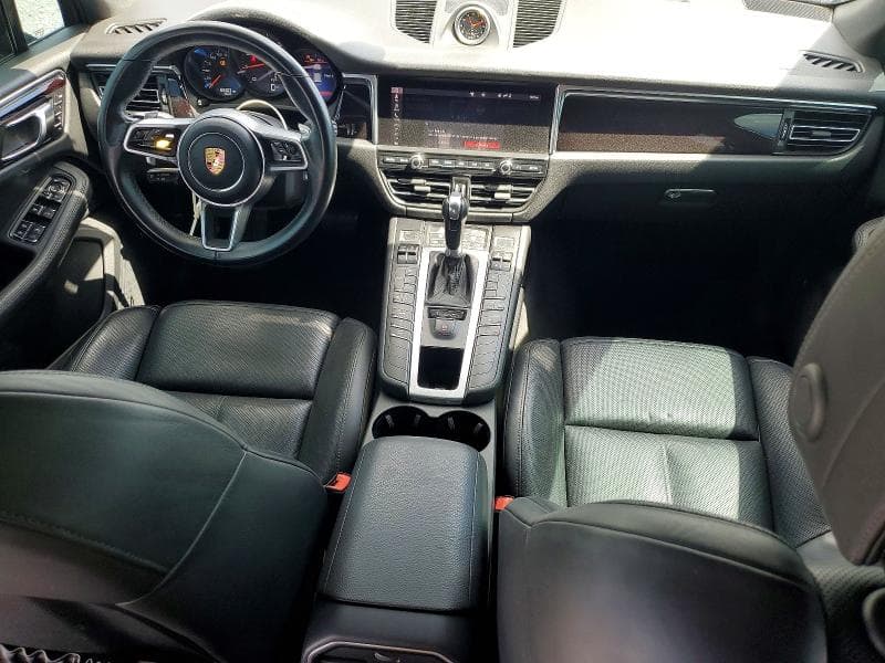 2021 PORSCHE MACAN 8