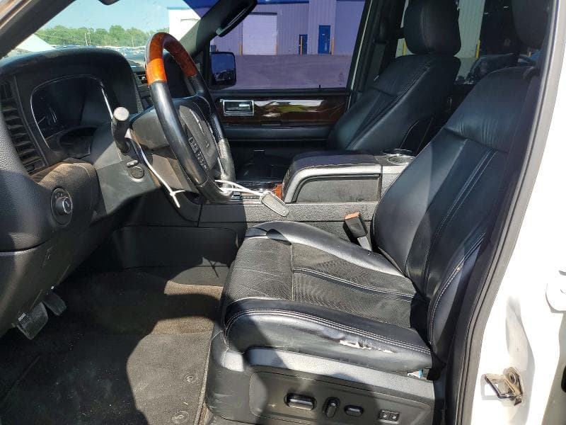 2017 LINCOLN NAVIGATOR SELECT 7