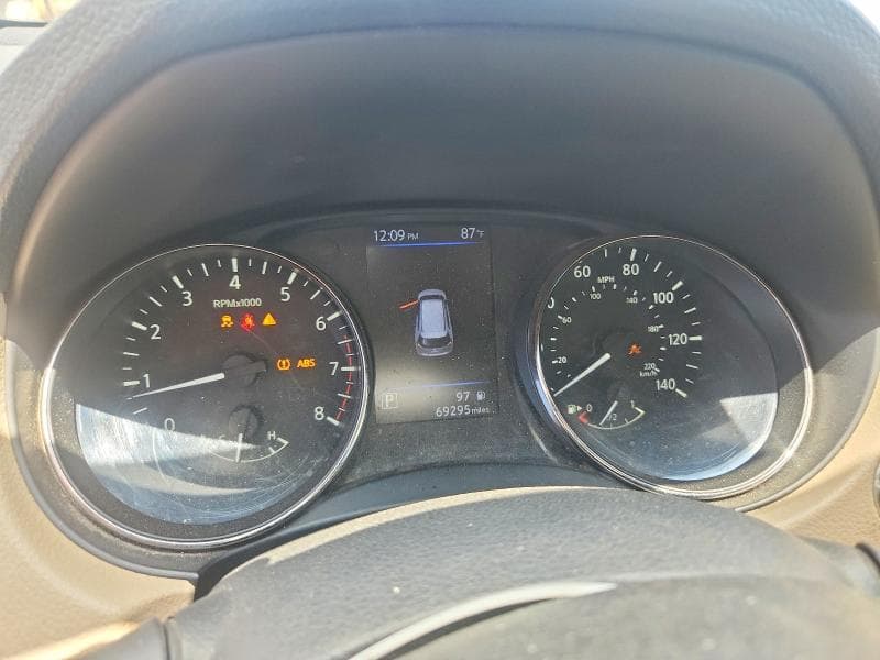 2018 NISSAN ROGUE SV 9