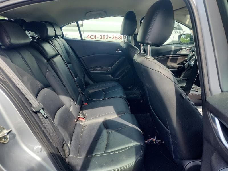 2018 MAZDA 3 TOURING 10