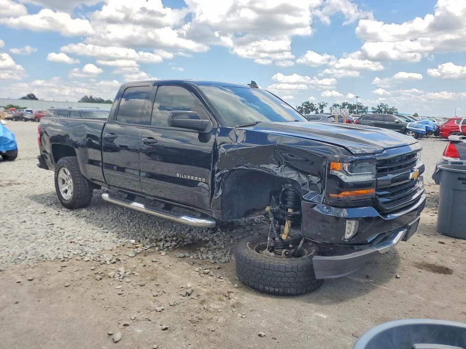 2017 CHEVROLET SILVERADO K1500 LT 4