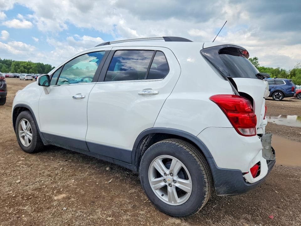 2017 CHEVROLET TRAX 1LT 2