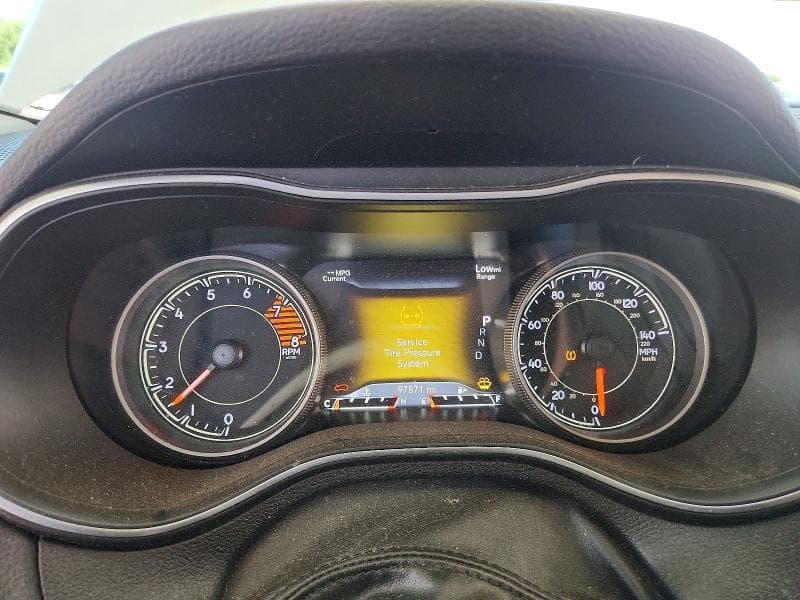 2019 JEEP CHEROKEE TRAILHAWK 9